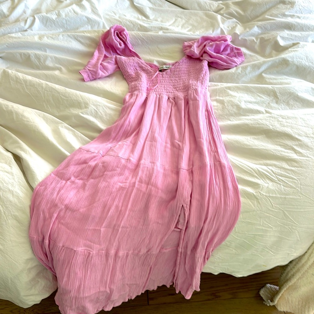 Abercrombie pink dress. Never worn.